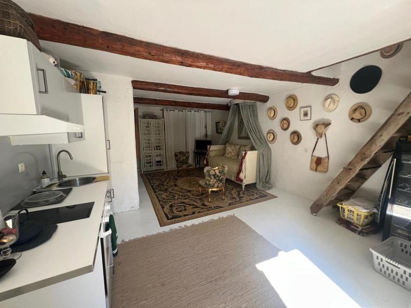 Maison de village - 300 m² - 10 pièces