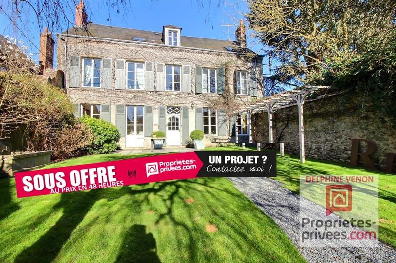 Propriété - 278 m² - 8 pièces