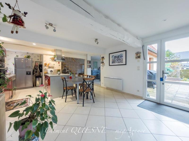 Maison - 116 m² - 6 pièces