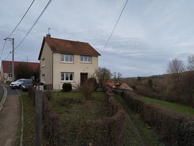 Maison - 85 m² - 6 pièces