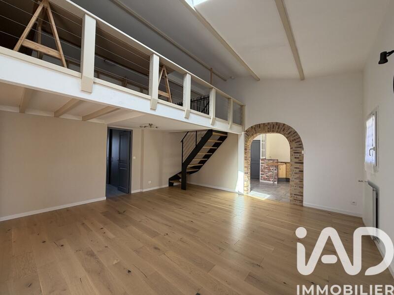 Maison - 197 m² - 7 pièces