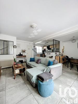 Maison - 85 m² - 5 pièces