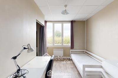Appartement - 137 m² - 8 pièces