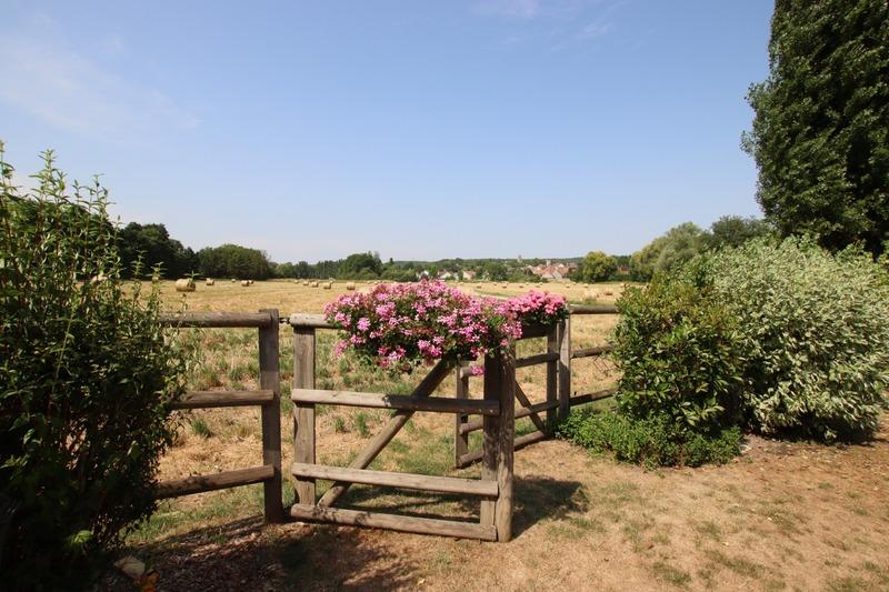 Maison - 215 m² - 9 pièces