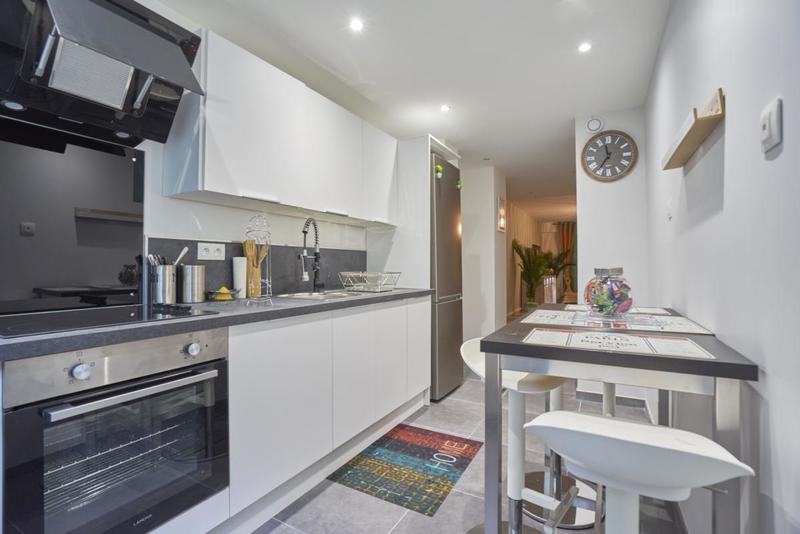 Appartement - 149 m² - 7 pièces