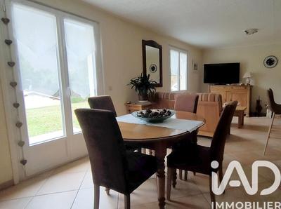 Maison - 106 m² - 5 pièces