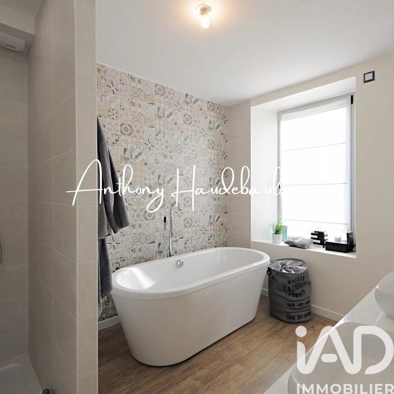 Maison - 174 m² - 9 pièces