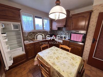 Maison - 83 m² - 4 pièces