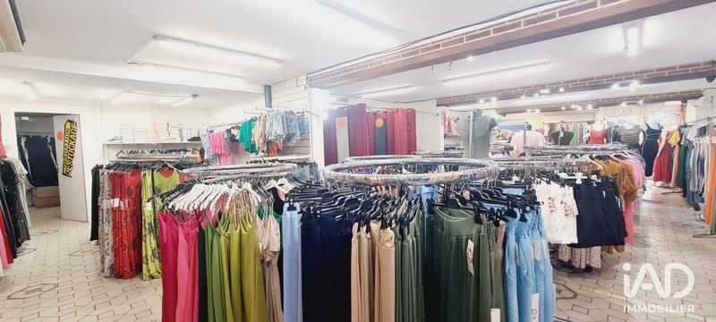 Local commercial - 142 m²