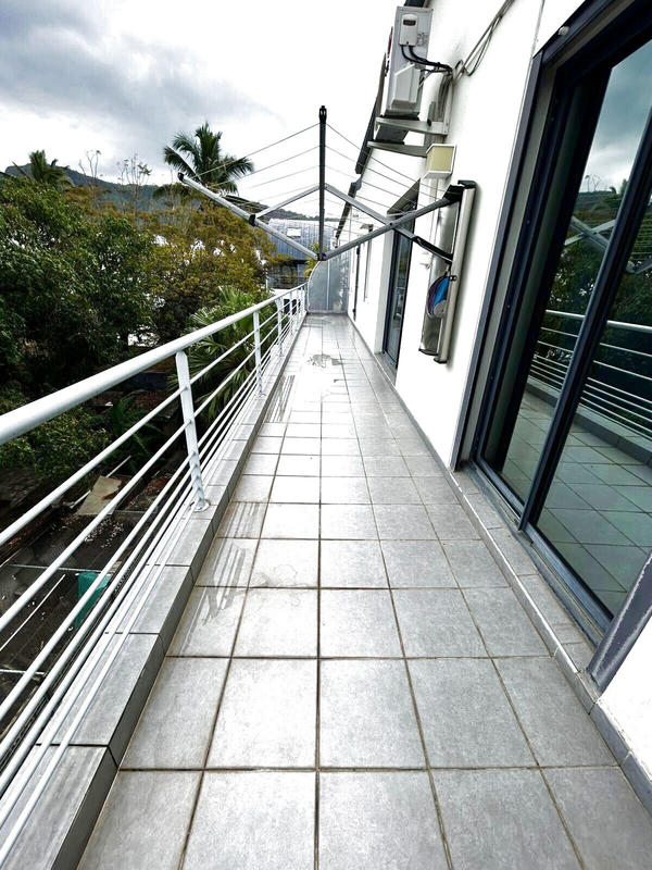 Duplex - 190 m² - 4 pièces