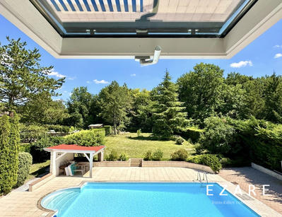 Maison - 159 m² - 6 pièces