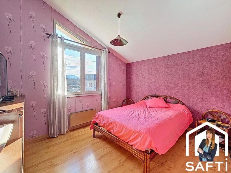 Maison - 95 m² - 5 pièces