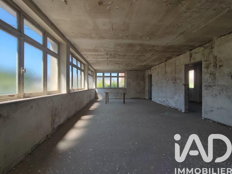 Maison - 334 m² - 3 pièces