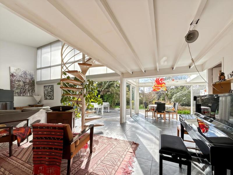 Maison d'architecte - 166 m² - 5 pièces