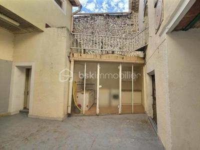 Maison de village - 93 m² - 5 pièces