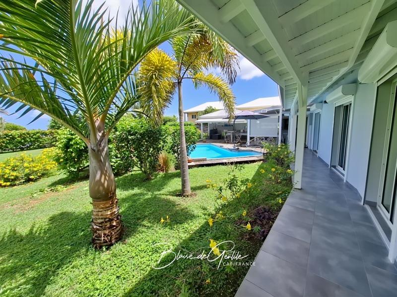 Maison - 111 m² - 4 pièces