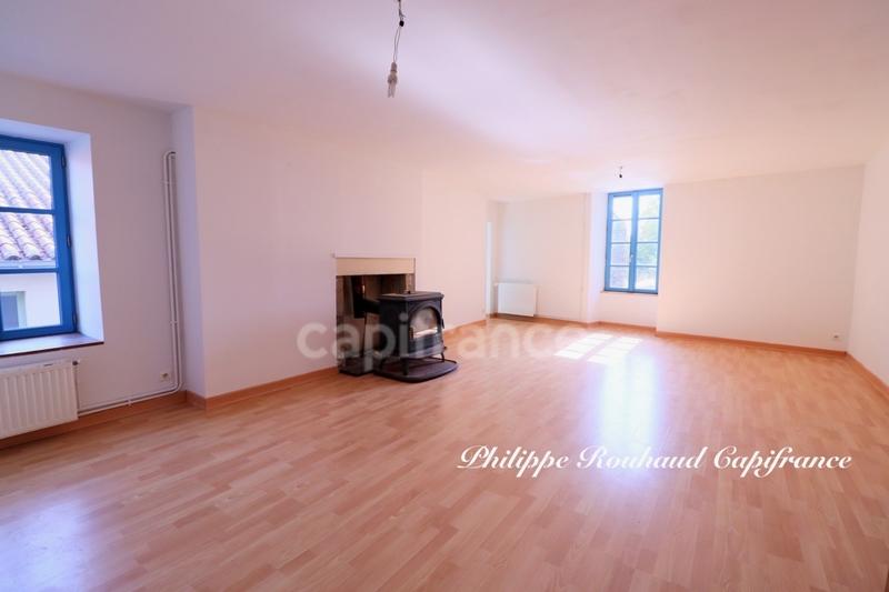 Maison - 220 m² - 11 pièces