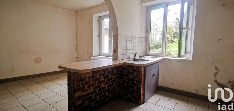 Maison - 180 m² - 9 pièces