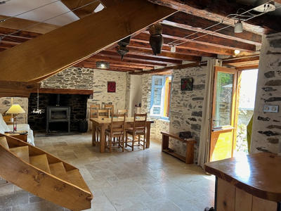 Maison - 190 m² - 5 pièces