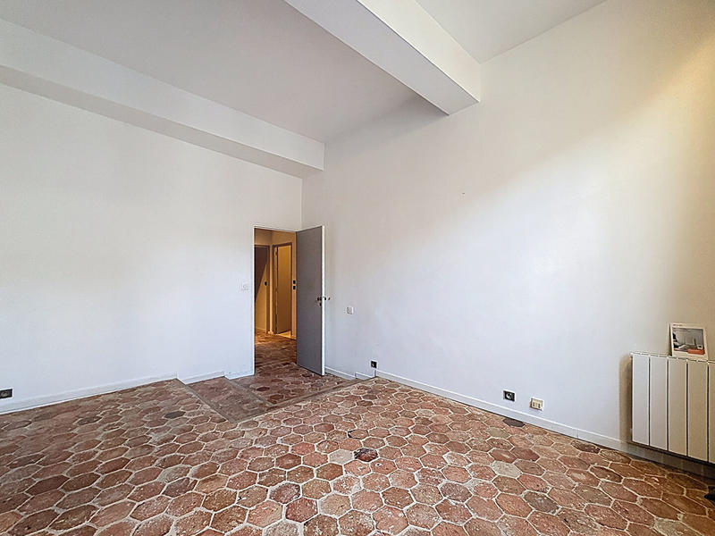 Immeuble - 255 m² - 7 pièces