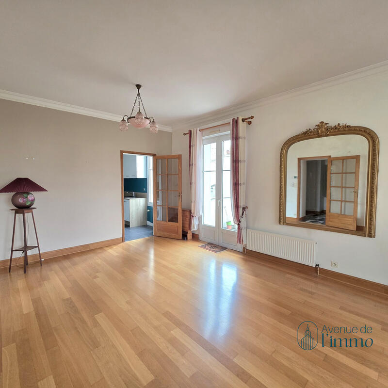 Appartement - 91 m² - 4 pièces