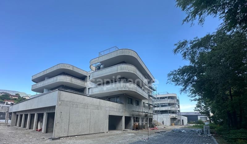 Appartement - 84 m² - 4 pièces