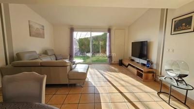 Maison - 92 m² - 5 pièces