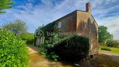 Corps de ferme - 170 m² - 7 pièces