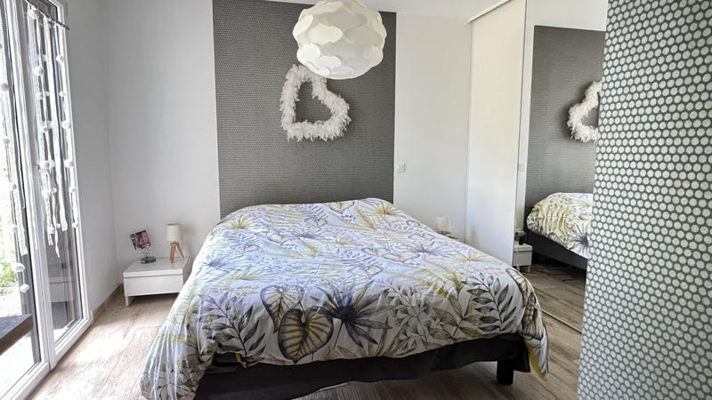 Maison - 1 730 m² - 8 pièces