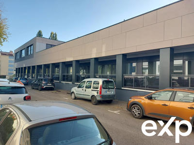 Fonds de commerce - Magasins - 89 m²
