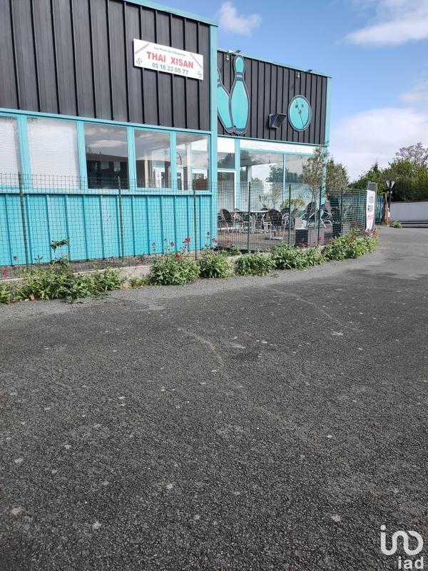 Local commercial - 1 500 m²