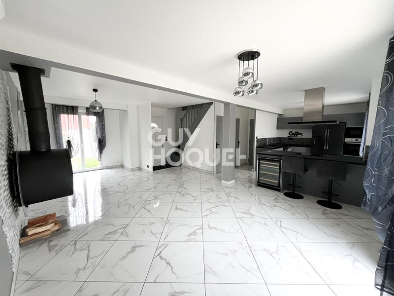 Maison - 105 m² - 5 pièces