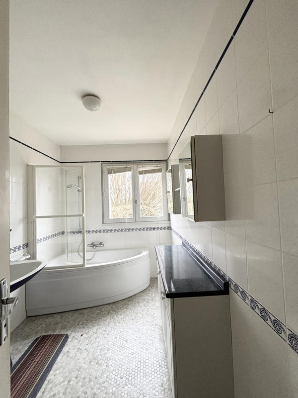 Maison - 115 m² - 6 pièces