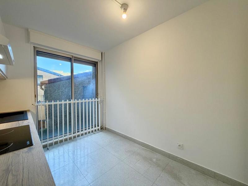 Appartement - 94 m² - 4 pièces