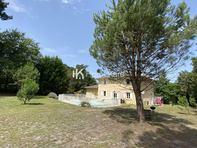 Maison - 160 m² - 6 pièces