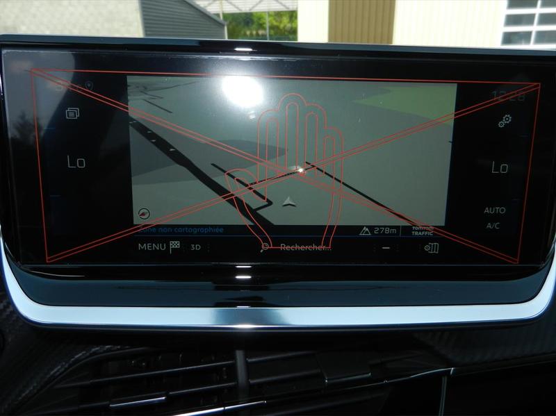 Peugeot 2008 II 1.5 Bluehdi 130 Eat8 Allure Plus