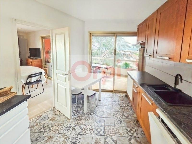 Appartement - 77 m² - 3 pièces