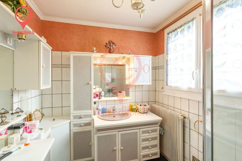 Maison - 122 m² - 6 pièces