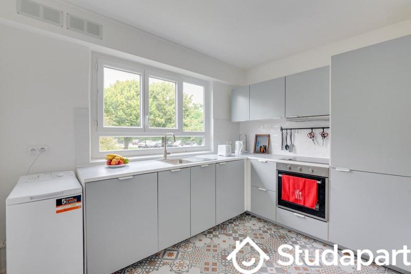 Chambre - 11 m² - 1 pièce