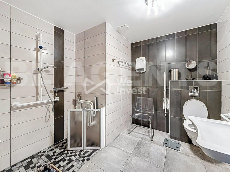 Maison - 153 m² - 10 pièces