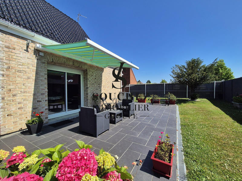 Maison - 200 m² - 8 pièces