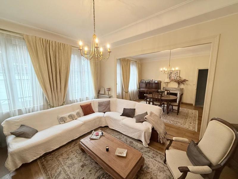 Maison - 170 m² - 5 pièces