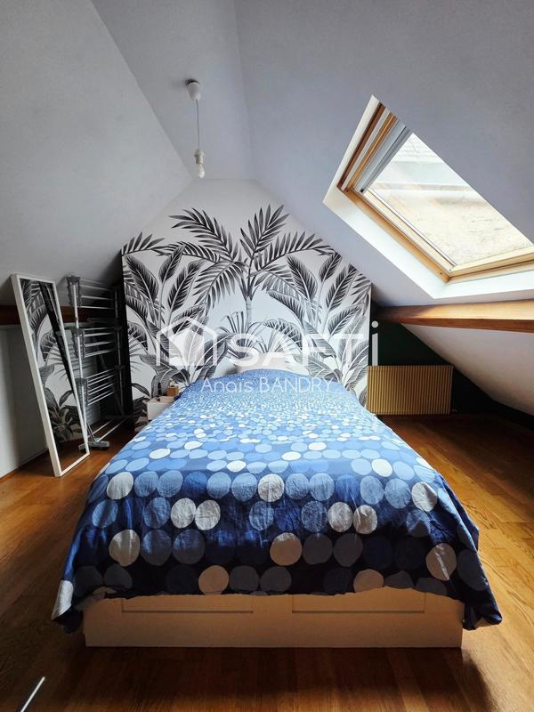 Maison - 102 m² - 6 pièces