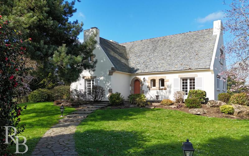 Maison - 168 m² - 7 pièces