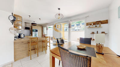 Maison - 113 m² - 5 pièces