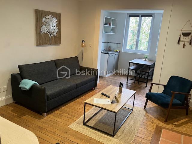 Immeuble - 200 m² - 12 pièces