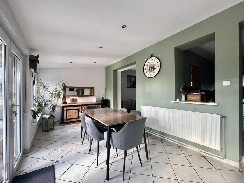 Maison - 101 m² - 4 pièces