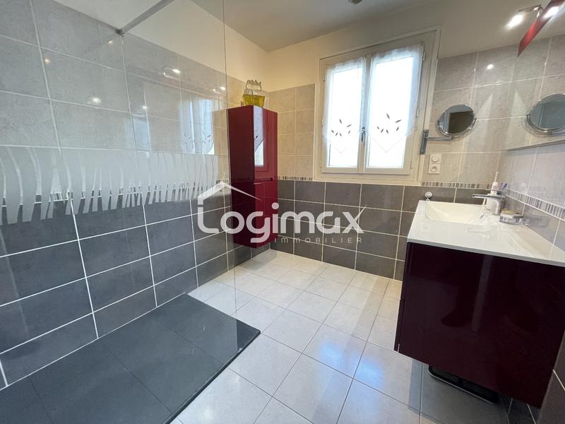 Maison - 122 m² - 5 pièces