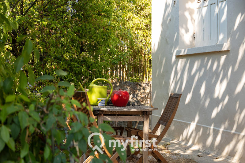 Maison - 202 m² - 6 pièces