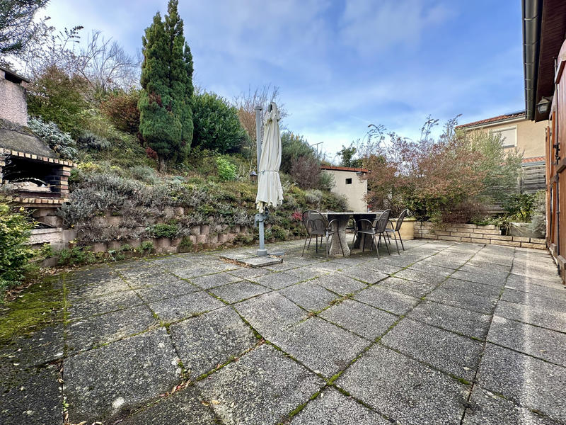 Maison - 90 m² - 6 pièces